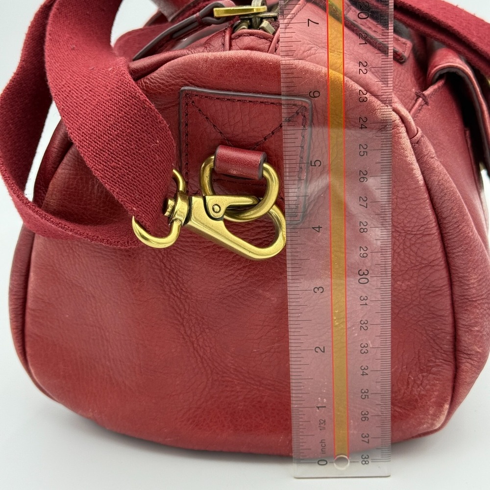 Fossil Crossbody Bag Red Leather Boho Classic‎ Small Duffle Satchel Adjustable - Picture 16 of 16